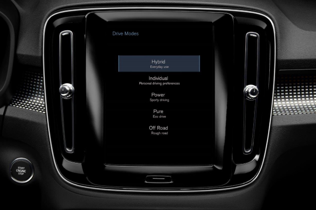 Entertainment screen of Volvo XC40