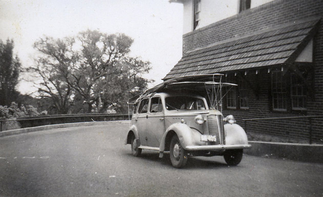 Vauxhall with woodenboards, Caves House, 1950s