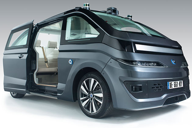 Nayva Autonom driverless car with its side door open