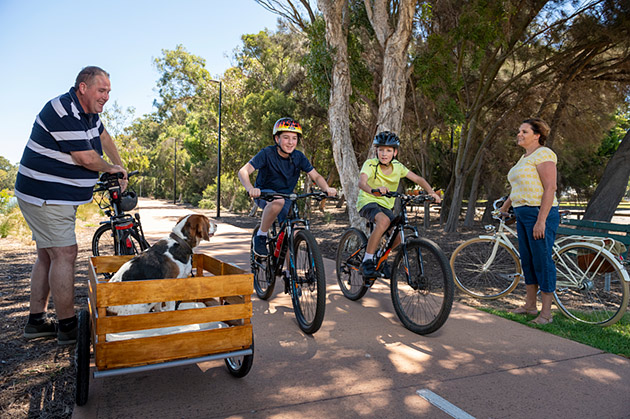 Perth's Watkins family out for a cycle