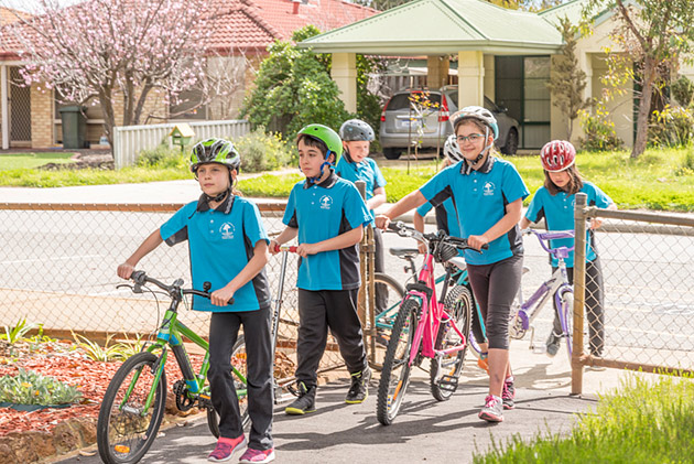 Ashfield school students bringing their bikes to school