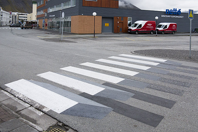 Unusual Traffic Calming Devices RAC WA   State Traffic Calming Isafjordur Iceland2 