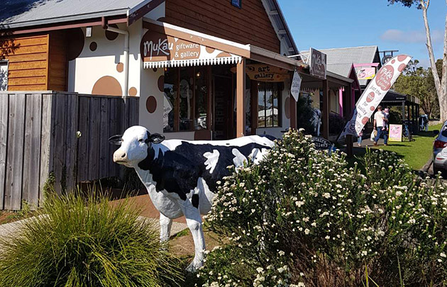 Cowaramup cow sculpture