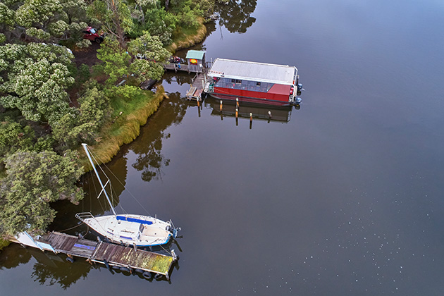 Image of two houseboats