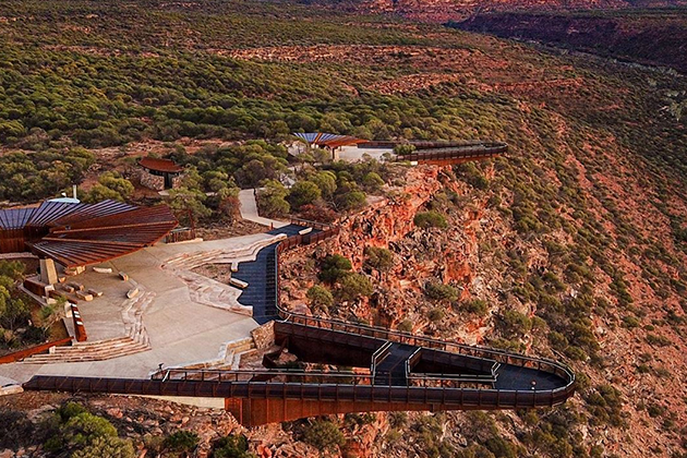 Image of a skywalk