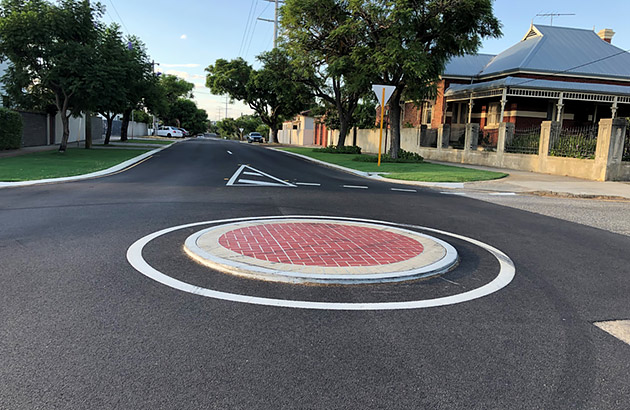 A mini roundabout in North Perth