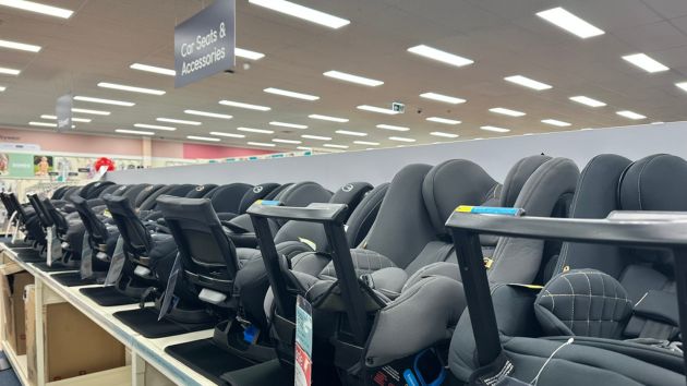 baby car seats in store