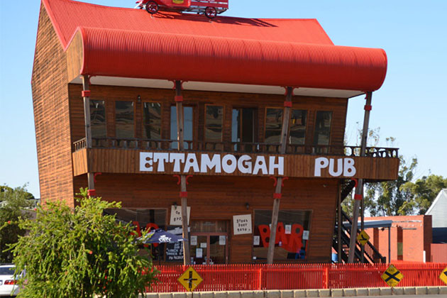 Ettamogah pub