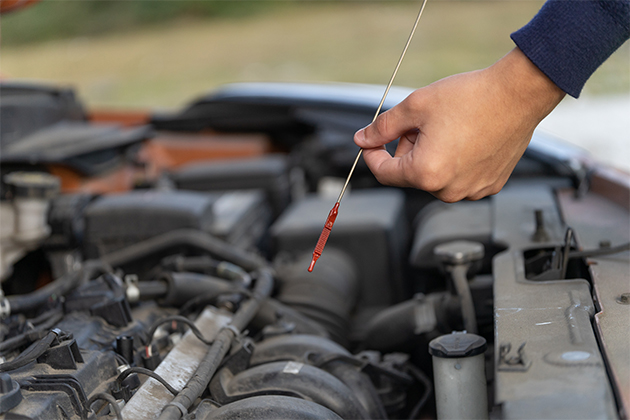 Image of an oil check