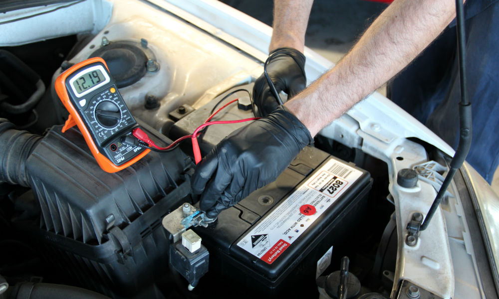 maintaining car battery