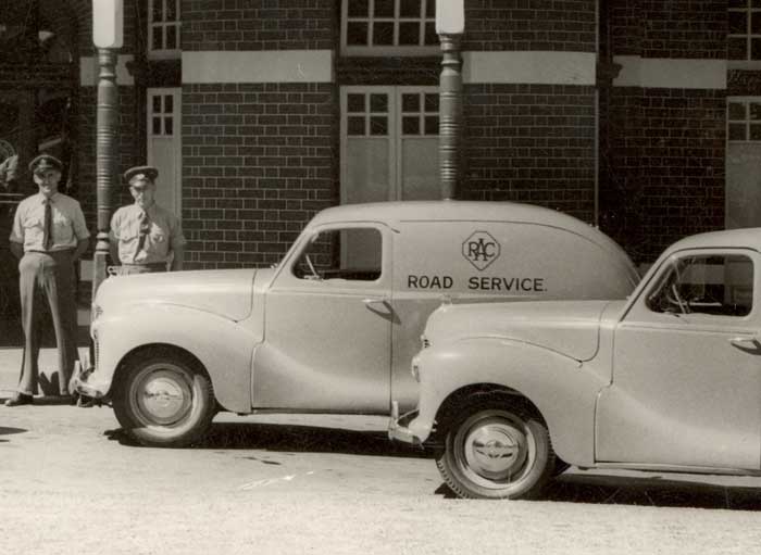 Austin A40