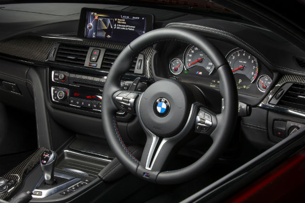 2015 BMW M4 interior
