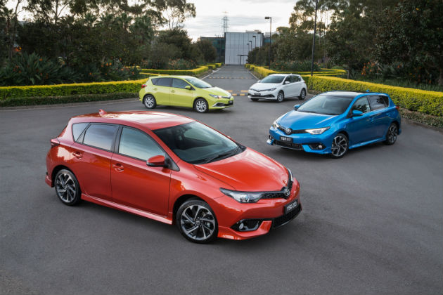 All models of the 2015 Toyota Corolla hatch