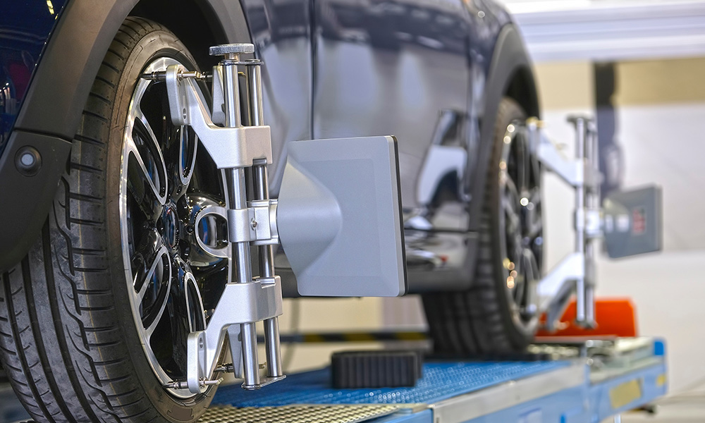 The difference between wheel balancing and wheel alignment