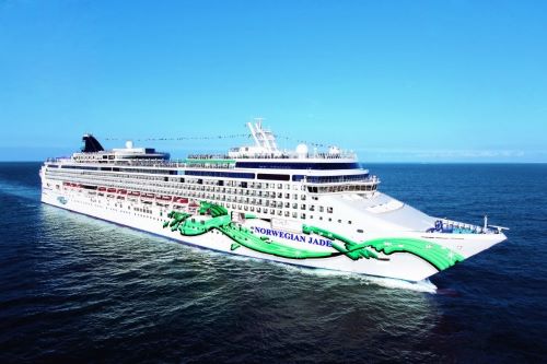 Norwegian Jade cruise ship 