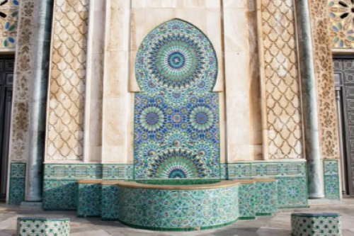 Details of the intricate design of the iconic Mosque in Casablanca. 